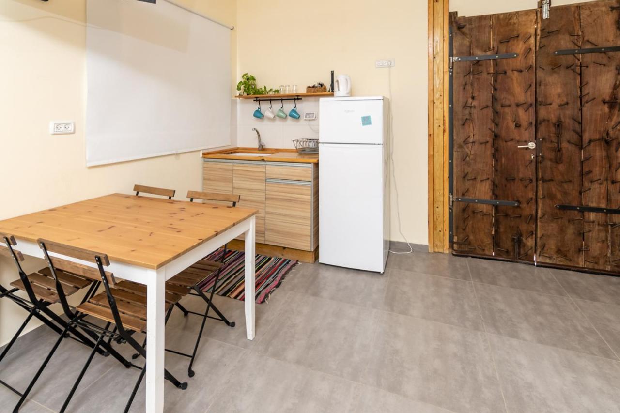 Desert Routes Inn Shvilim Ba Midbar Hazeva Buitenkant foto