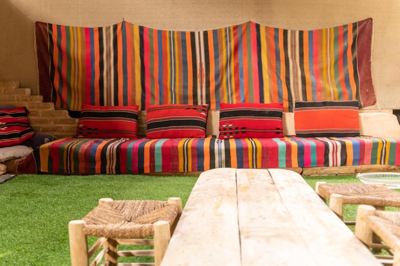 Desert Routes Inn Shvilim Ba Midbar Hazeva Buitenkant foto