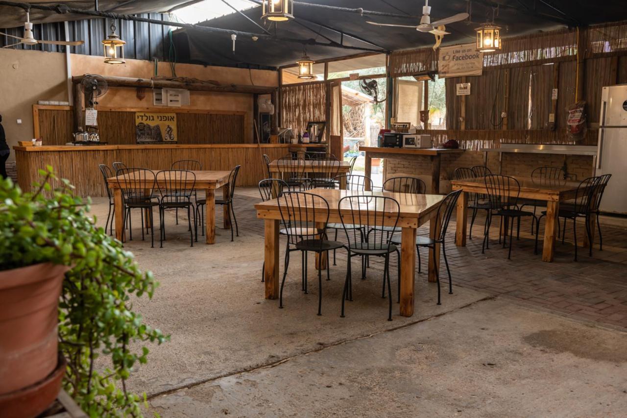 Desert Routes Inn Shvilim Ba Midbar Hazeva Buitenkant foto