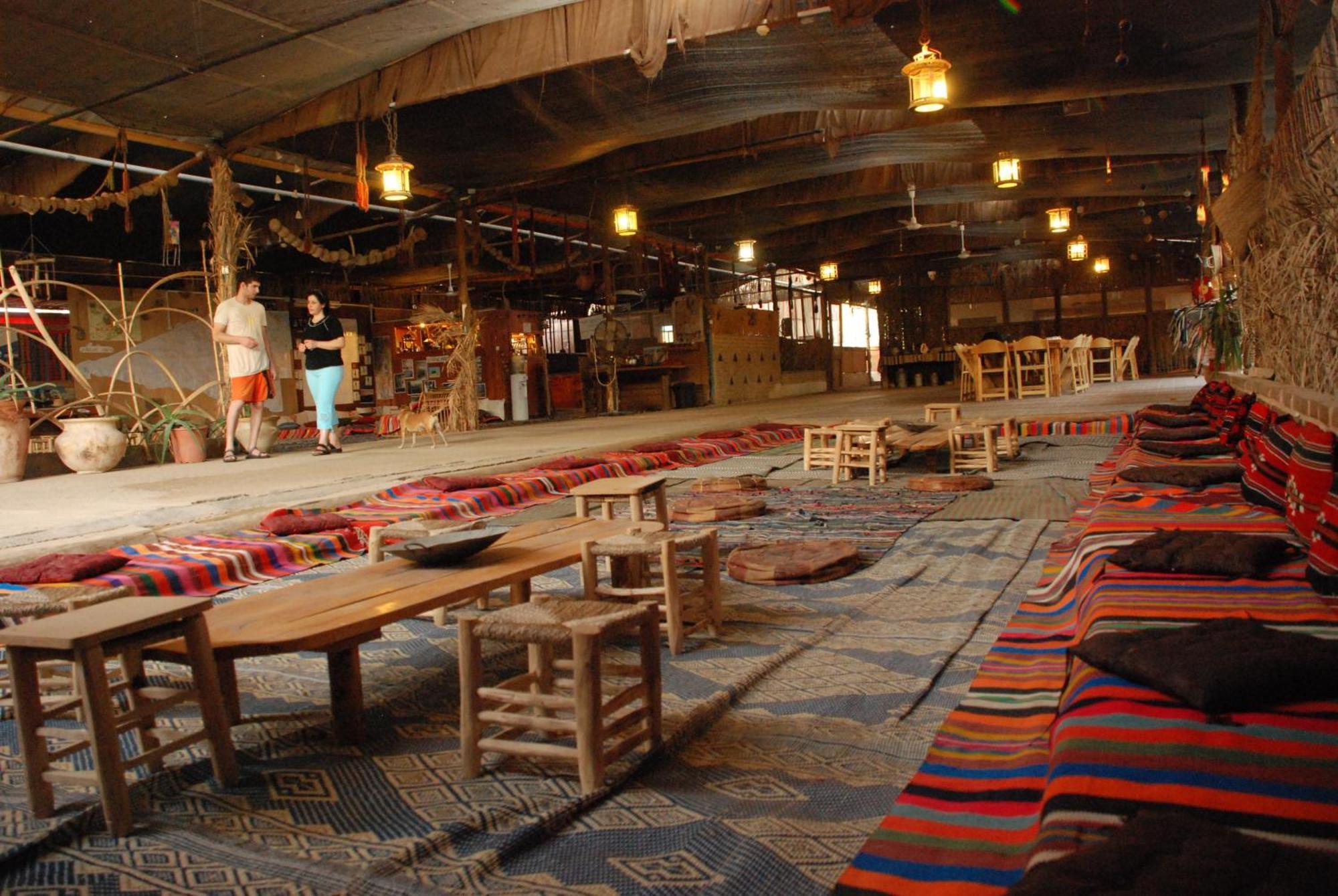 Desert Routes Inn Shvilim Ba Midbar Hazeva Buitenkant foto