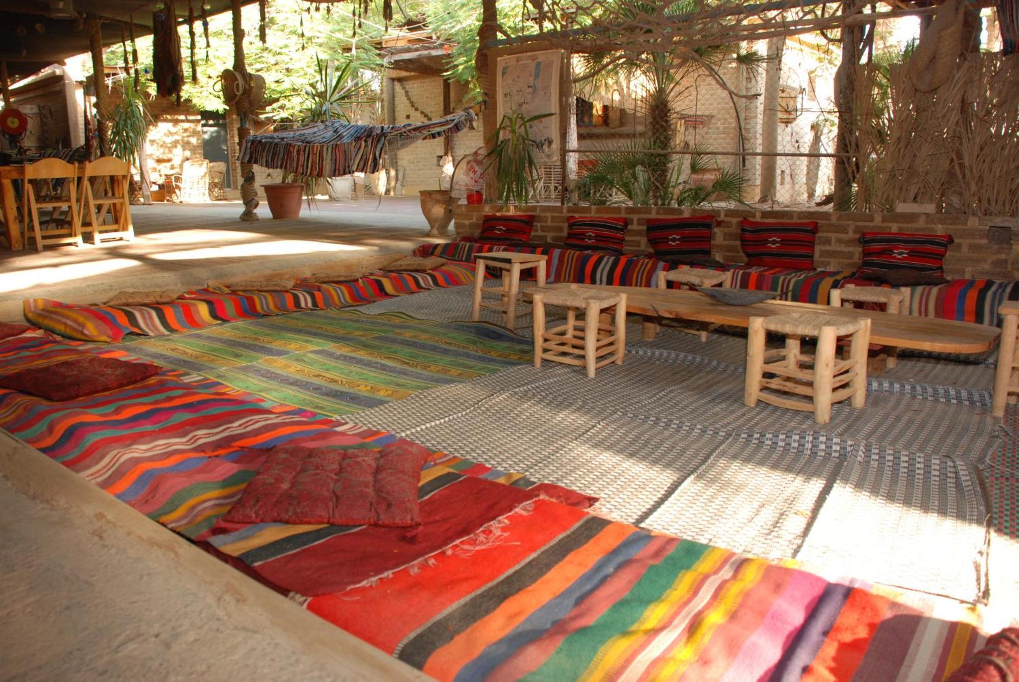 Desert Routes Inn Shvilim Ba Midbar Hazeva Buitenkant foto